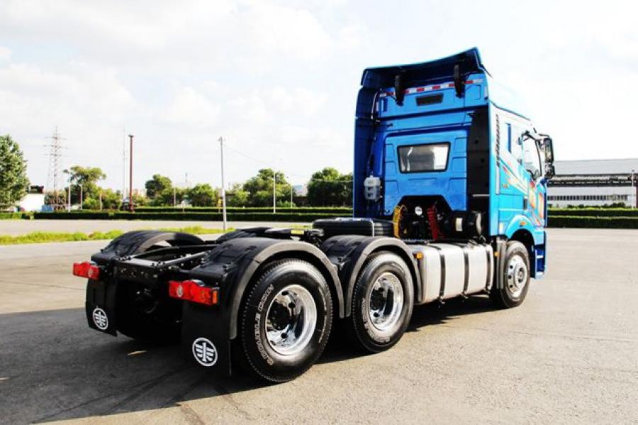  FAW J6P 60th Anniversary 6x4 Tractor 2016 года  (фото 7 из 10)